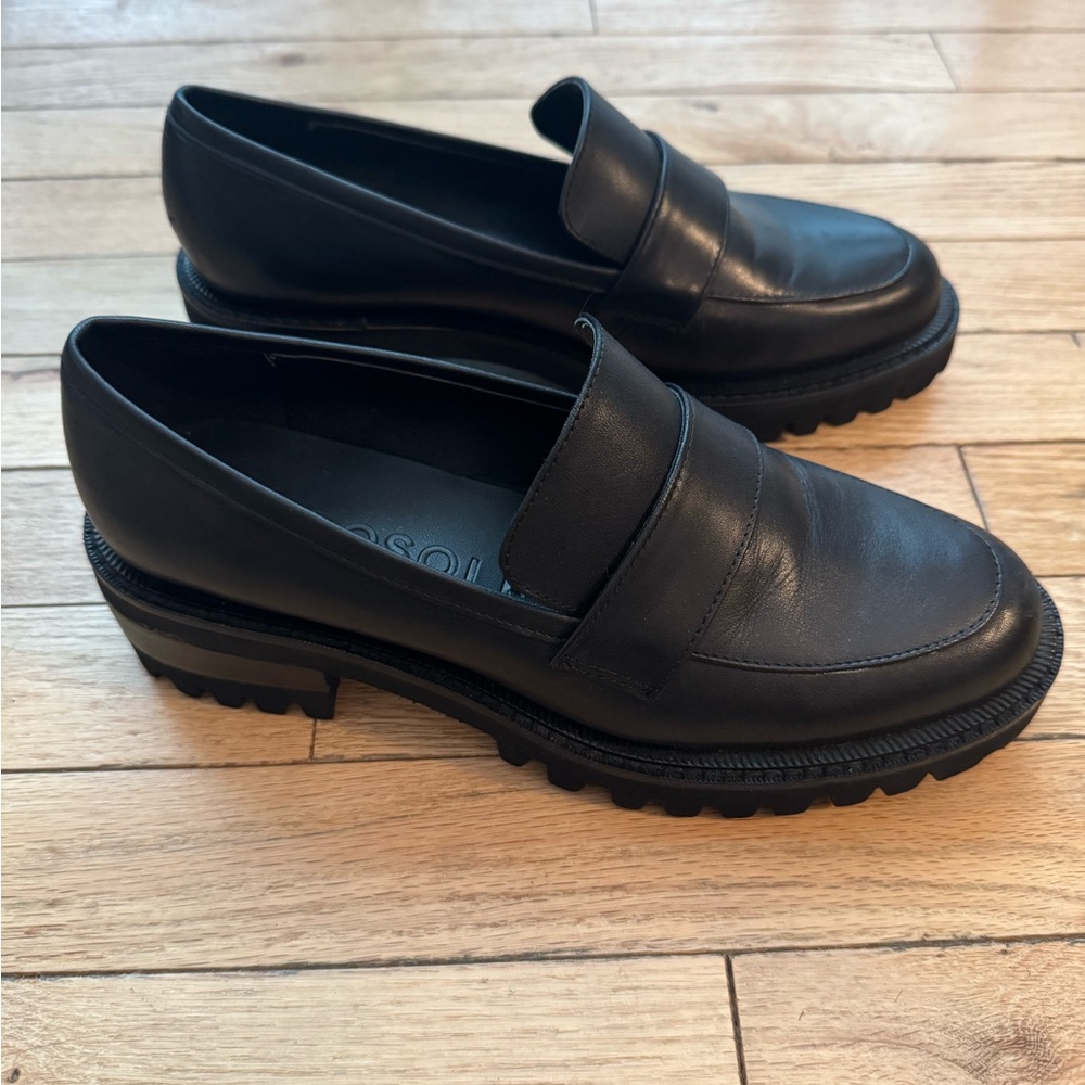 New AEROSOLES Black Leather Chunky Loafers 7.5 M